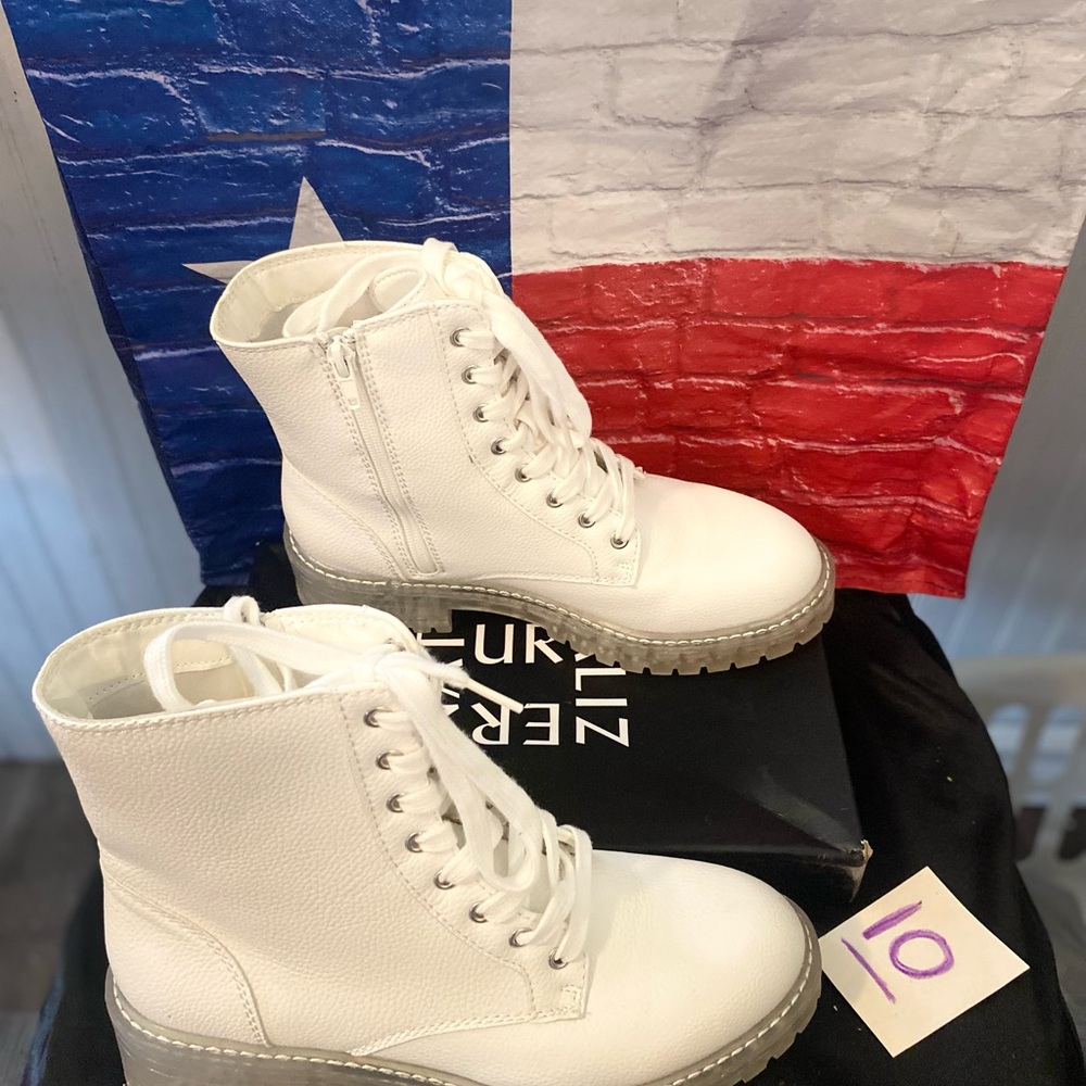 ladies combat boots